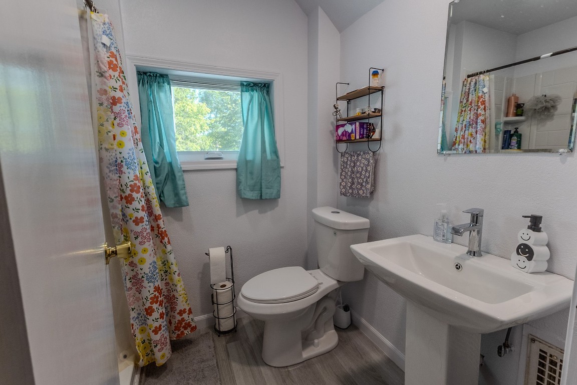 411 W Smith Street, Corry, Pennsylvania image 21