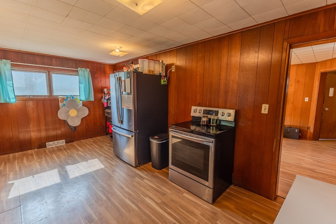 411 W Smith Street, Corry, Pennsylvania image 10