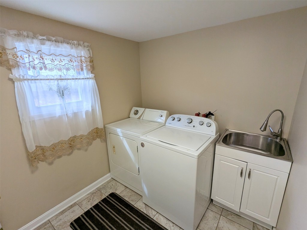 530 Baker Avenue, Erie, Pennsylvania image 36