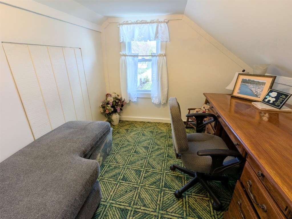 530 Baker Avenue, Erie, Pennsylvania image 33