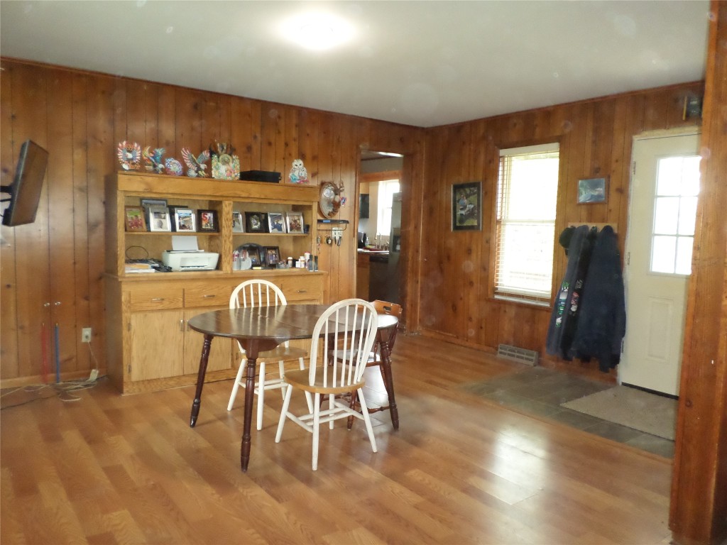 5328 Knoyle Road, Erie, Pennsylvania image 8