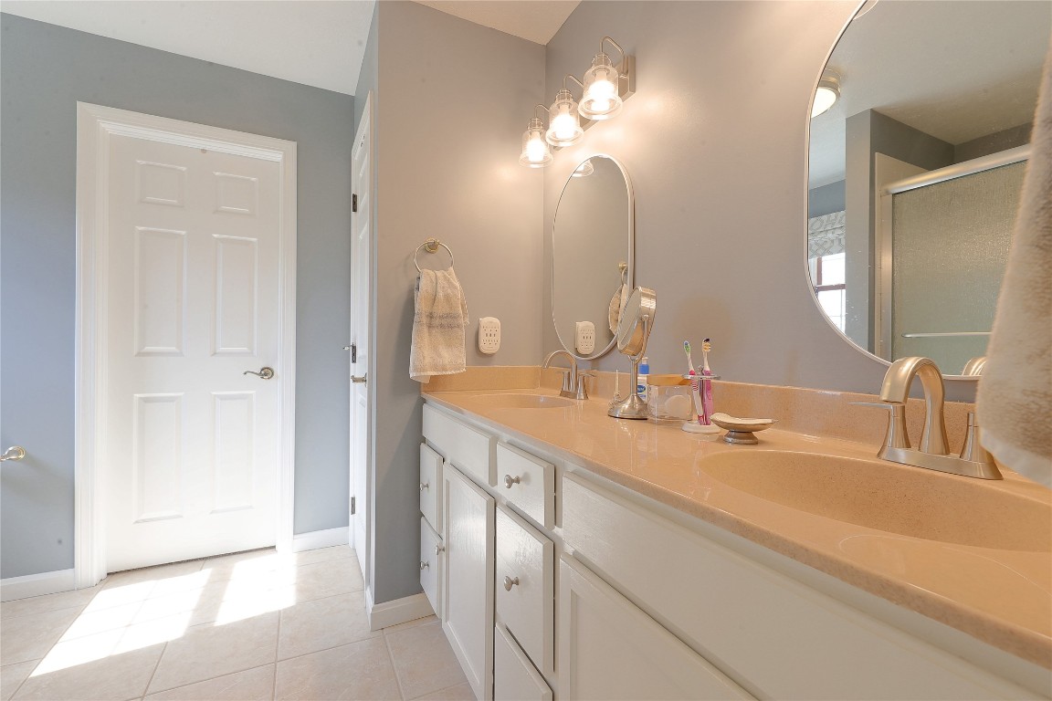2259 Foxboro Court, Erie, Pennsylvania image 32