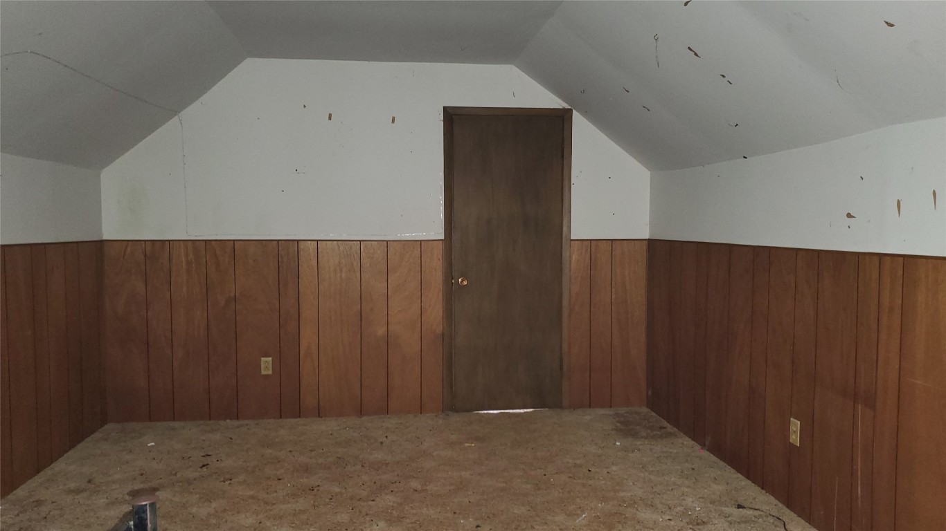 239 E 30th Street, Erie, Pennsylvania image 11