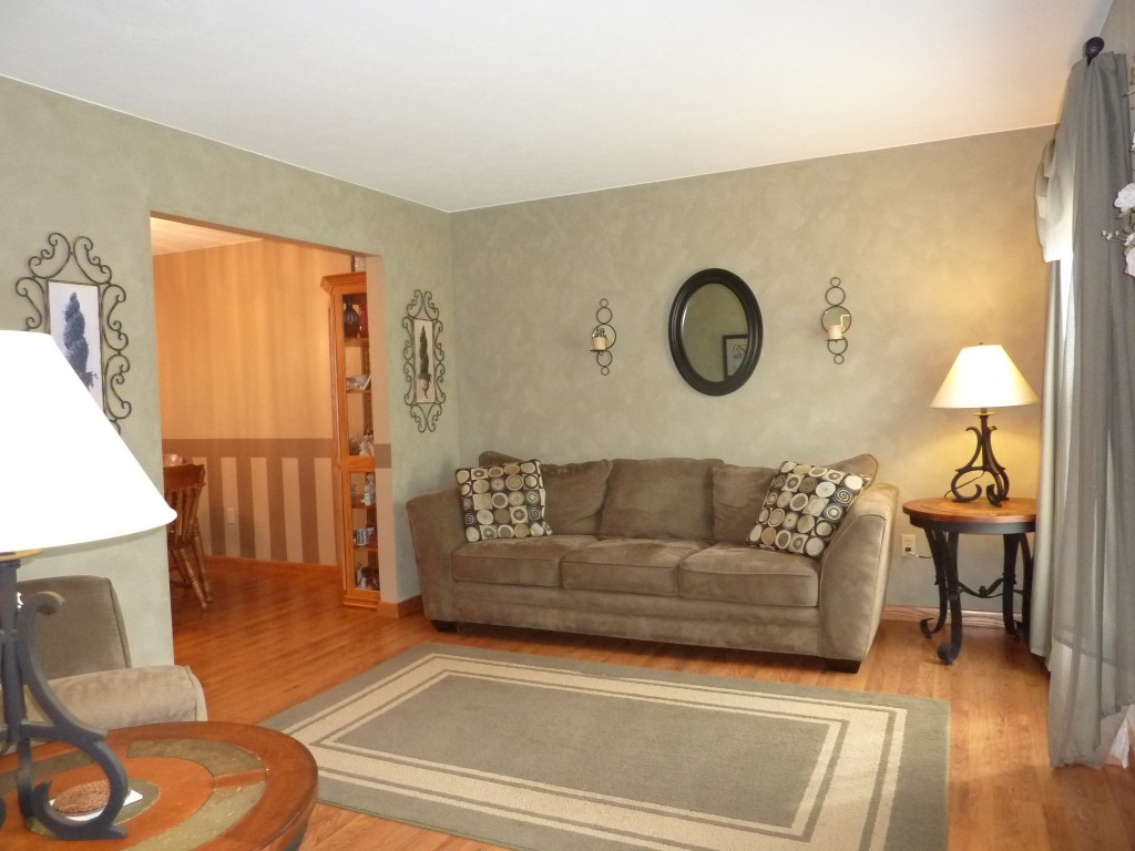 2234 Brooksboro Drive, Erie, Pennsylvania image 5
