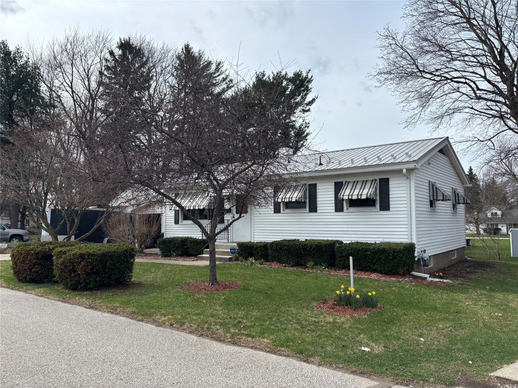 3034 W 11th Street, Erie, Pennsylvania image 1