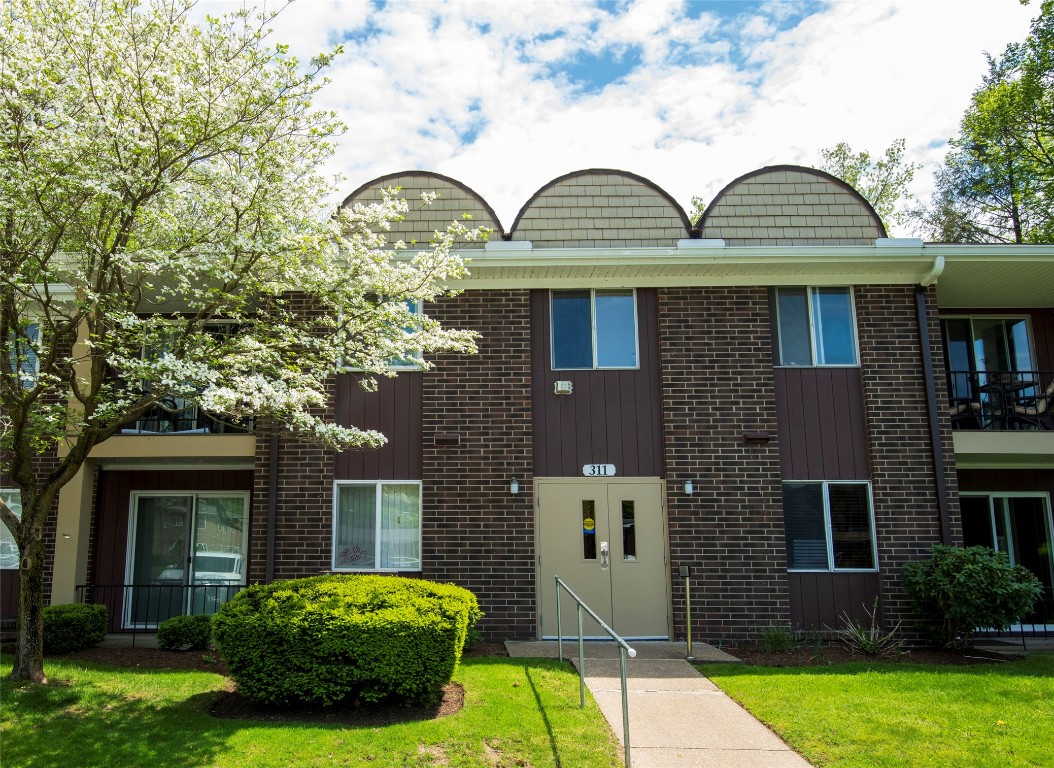 311 Presque Isle Boulevard #202, Erie, Pennsylvania image 1