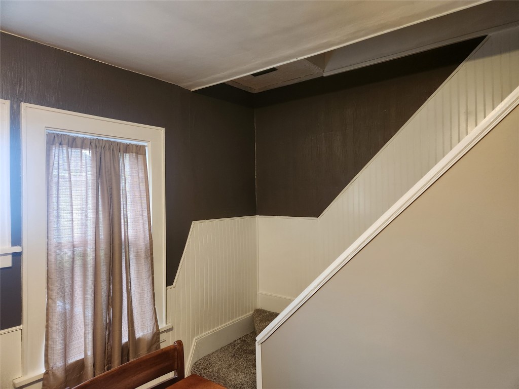 154 E 36th Street, Erie, Pennsylvania image 3