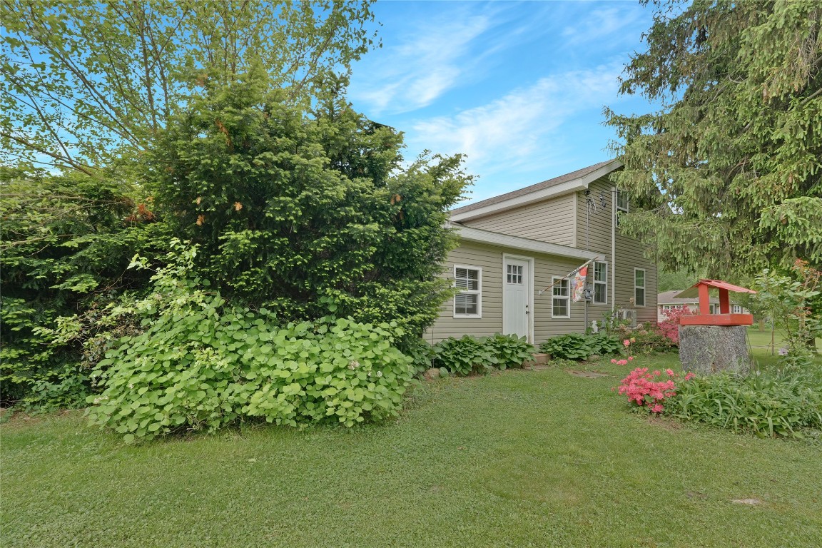 4660 N Creek Road, Girard, Pennsylvania image 1