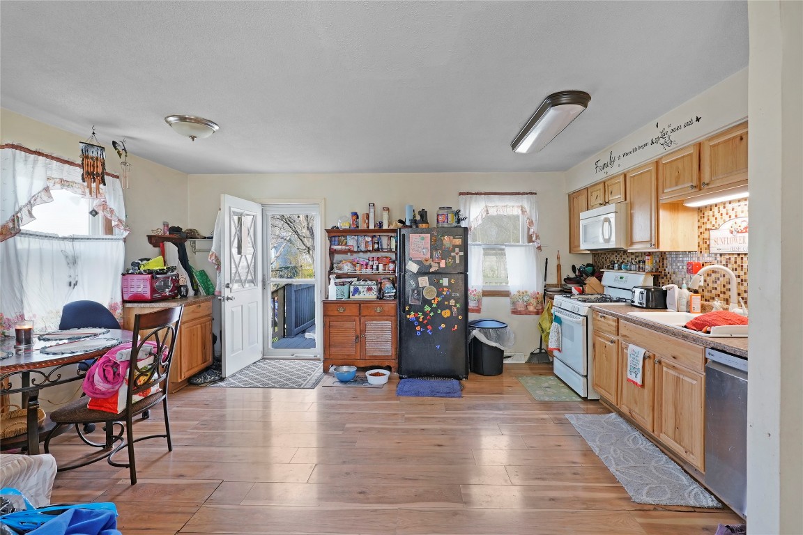 221 Pheasant Drive, Girard, Pennsylvania image 5