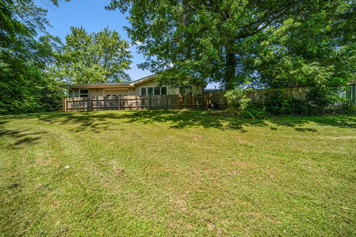 Erie, Pennsylvania 16504, United States, 3 Bedrooms Bedrooms, ,2 BathroomsBathrooms,Residential,Active,165909