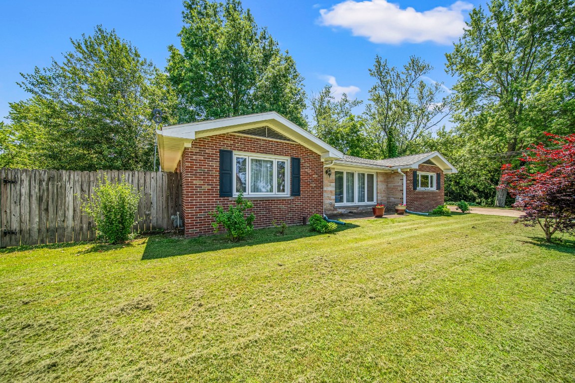 Erie, Pennsylvania 16504, United States, 3 Bedrooms Bedrooms, ,2 BathroomsBathrooms,Residential,Active,165909