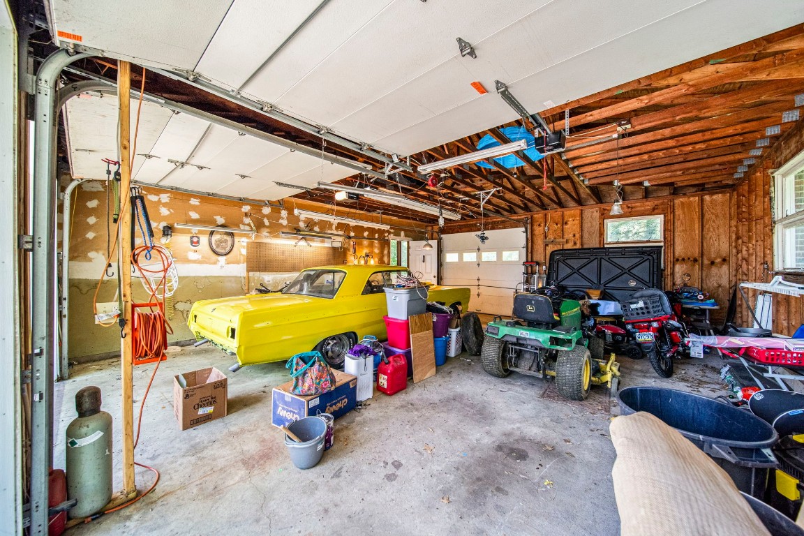 Erie, Pennsylvania 16504, United States, 3 Bedrooms Bedrooms, ,2 BathroomsBathrooms,Residential,Active,165909