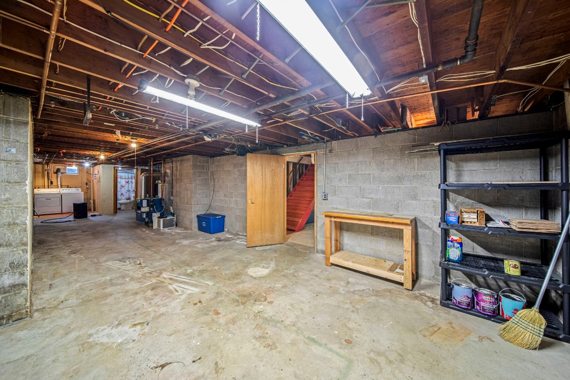 Erie, Pennsylvania 16504, United States, 3 Bedrooms Bedrooms, ,2 BathroomsBathrooms,Residential,Active,165909