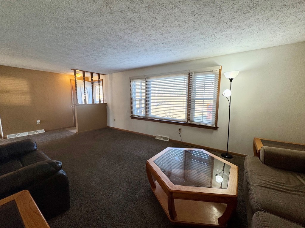 19220 Murphy Road, Corry, Pennsylvania image 4