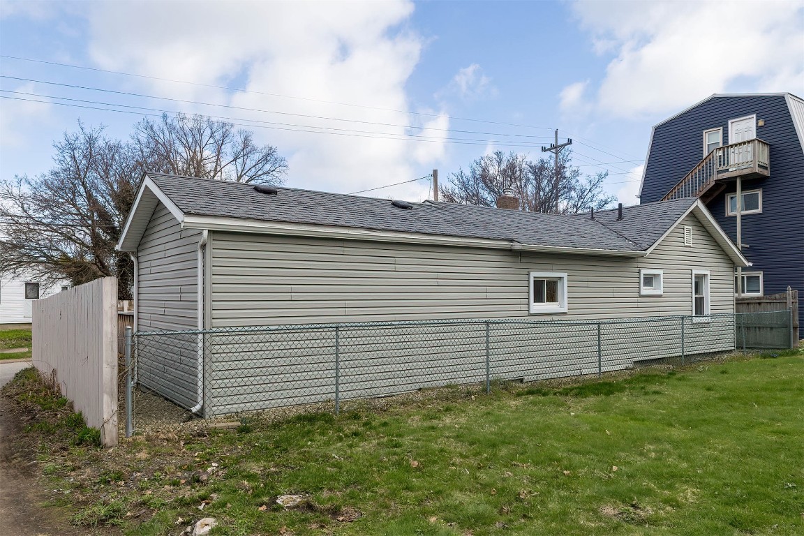 807 W 2nd Street, Erie, Pennsylvania image 7