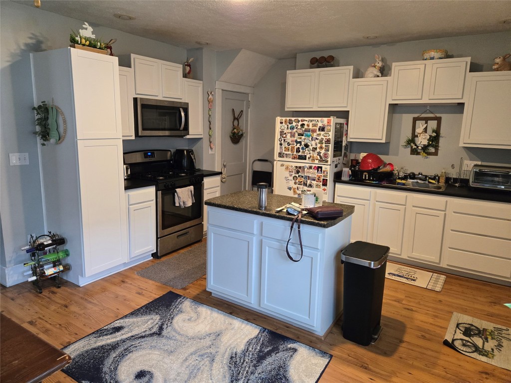 1065 Priestley Avenue, Erie, Pennsylvania image 6