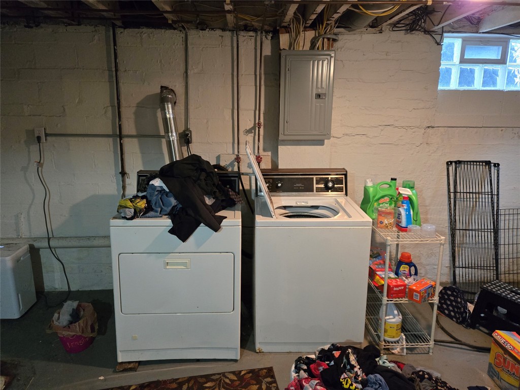 1065 Priestley Avenue, Erie, Pennsylvania image 16