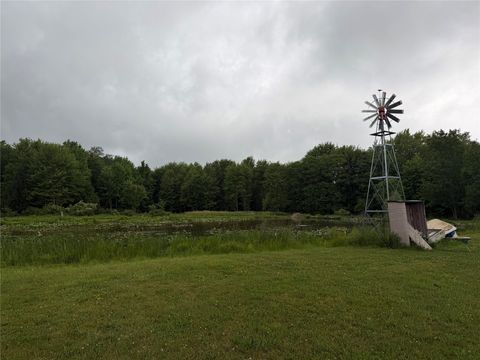 Homes For Sale - 18321 Conneautville Road<br/> Crawford County, Conneautville, PA 16406