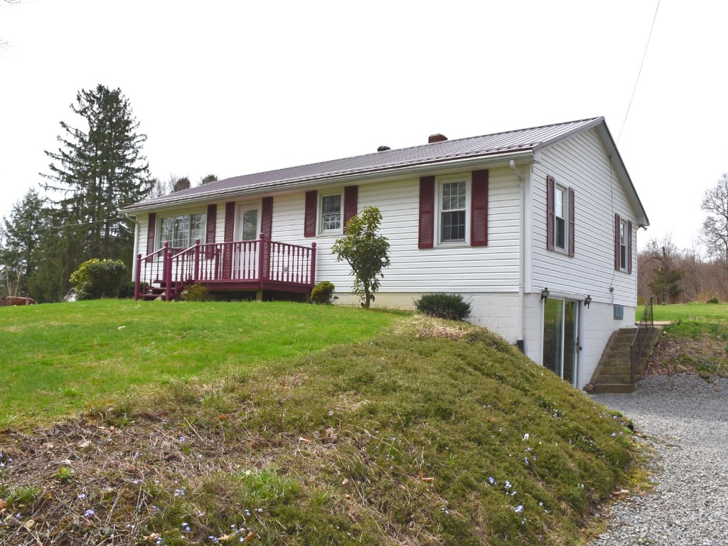 10031 Perry Highway, Meadville, Pennsylvania image 1
