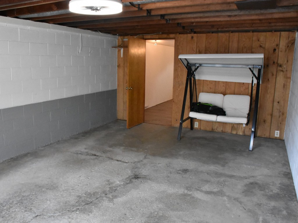 10031 Perry Highway, Meadville, Pennsylvania image 35
