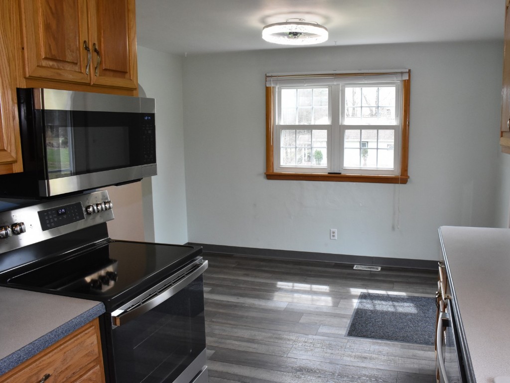 10031 Perry Highway, Meadville, Pennsylvania image 21