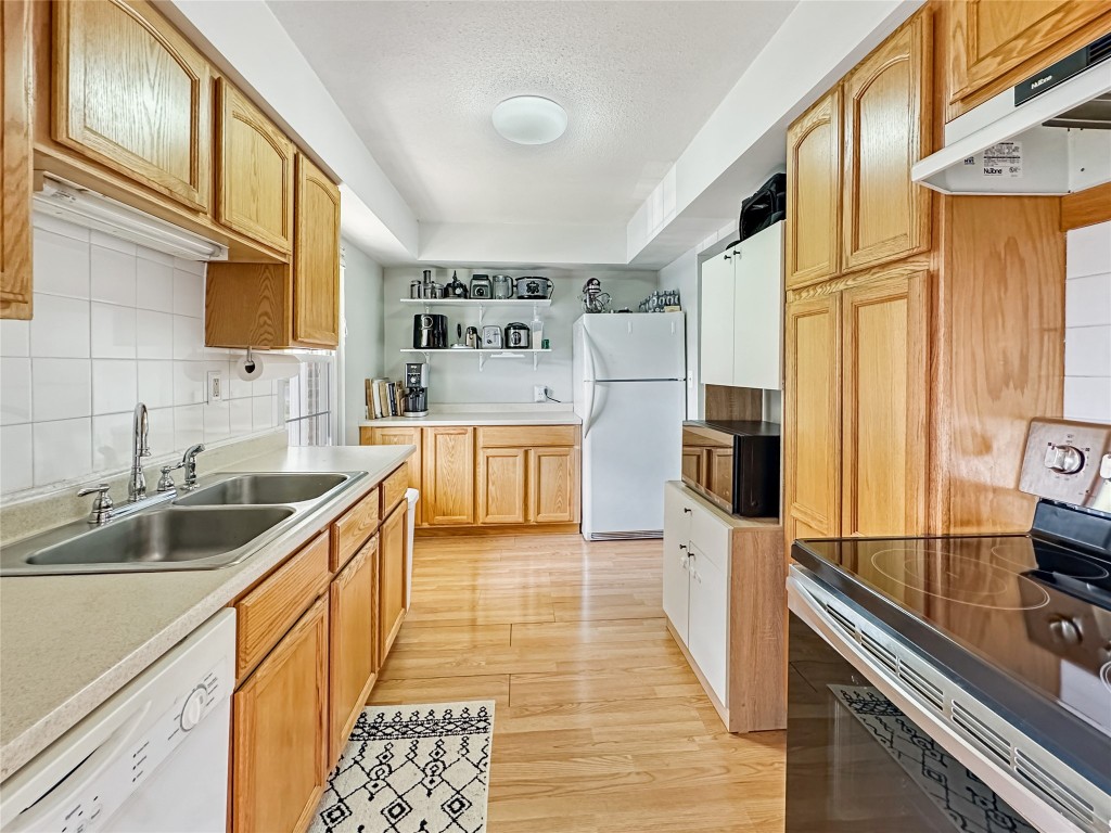 1166 Appletree Lane, Erie, Pennsylvania image 4