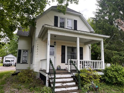 Homes For Sale - 309 E Erie Street<br/> Linesville, PA 16424