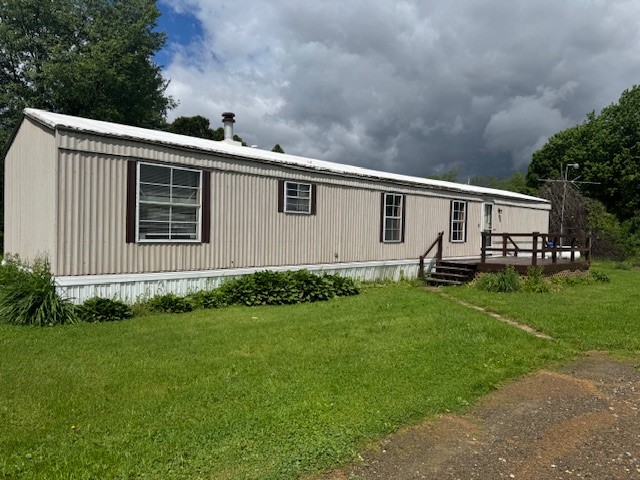 2409 N Shore Drive, Linesville, Pennsylvania image 1