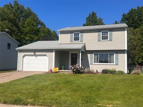 Homes For Sale - 811 Tyndall Avenue<br/> Erie, PA 16511