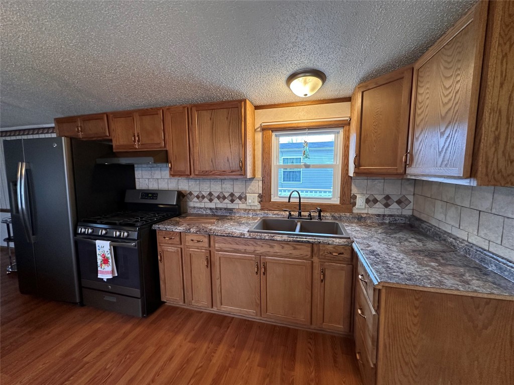 8217 Cloveridge Drive, Erie, Pennsylvania image 10