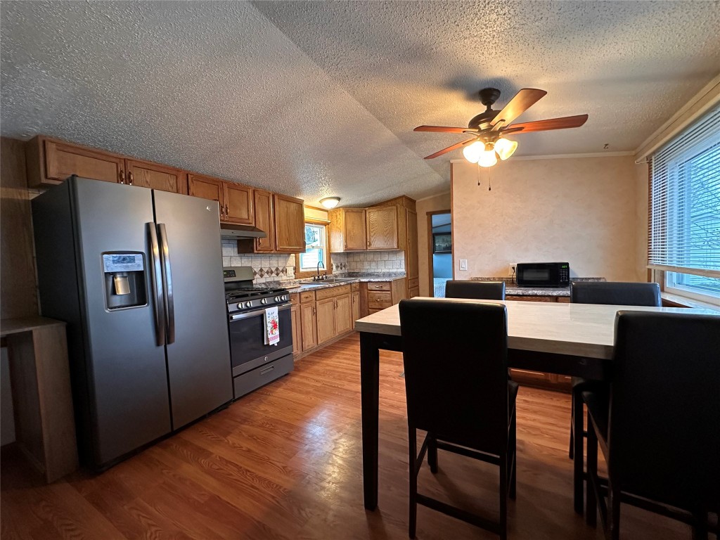 8217 Cloveridge Drive, Erie, Pennsylvania image 11