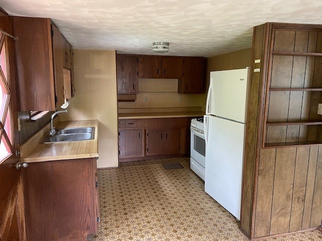 236 Chestnut Street, Girard, Pennsylvania image 2