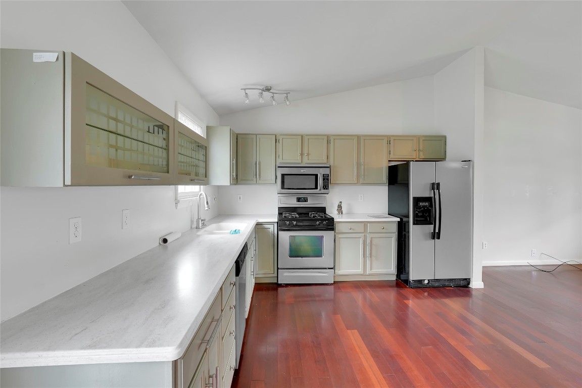 2251 Brooksboro Drive, Erie, Pennsylvania image 4