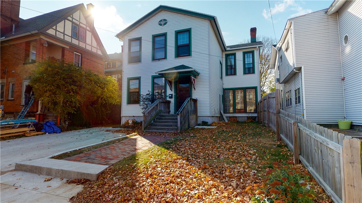922 Myrtle Street, Erie, Pennsylvania image 2
