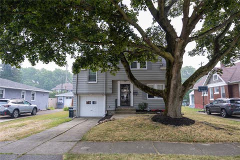 Homes For Sale - 2803 Oakwood Street<br/> Erie County, Erie, PA 16508
