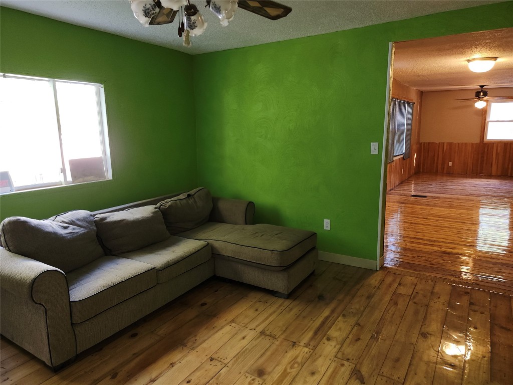 816 W 17th Street, Erie, Pennsylvania image 3