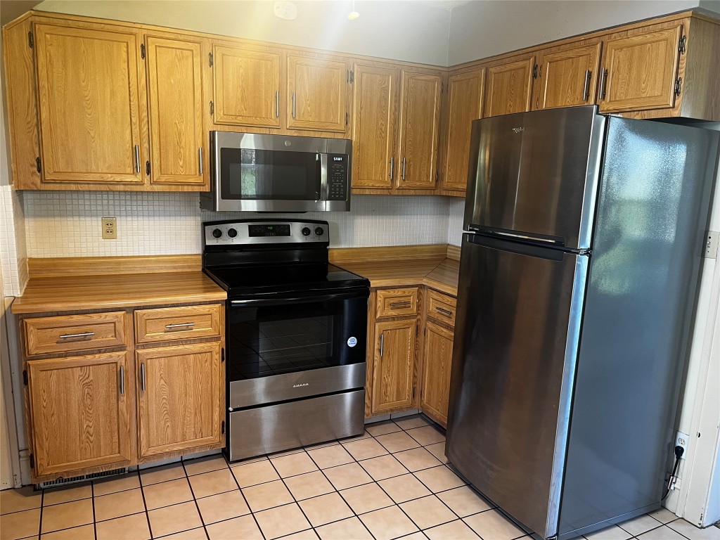 705 North Street, Meadville, Pennsylvania image 10