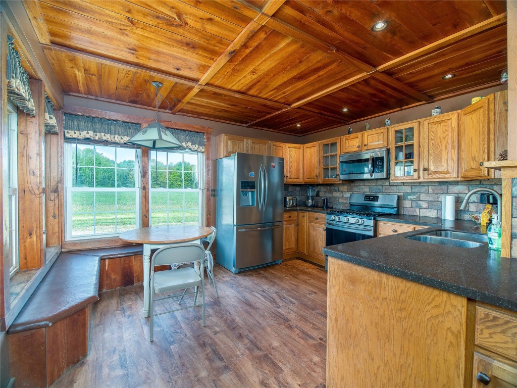 9273 Route 215, Albion, Pennsylvania image 32