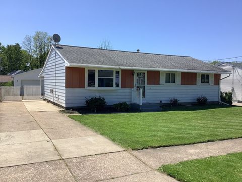 Homes For Sale - 4122 Hoyt Street<br/> Erie County, Erie, PA 16510