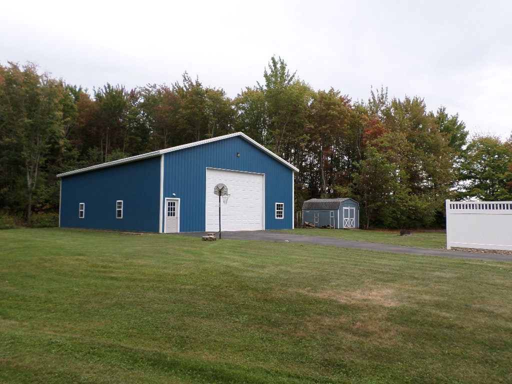 9035 Lake Pleasant Road, Erie, Pennsylvania image 44