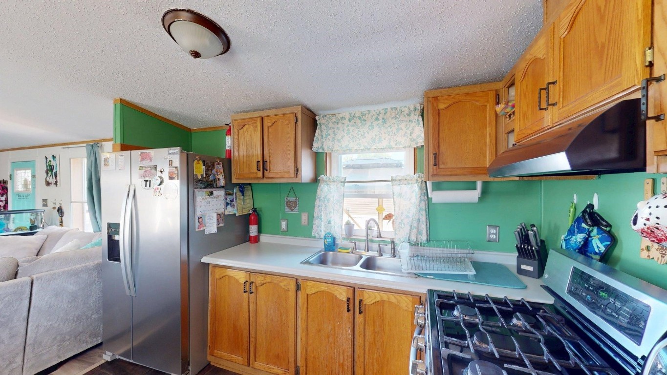 2722 Greenacre Drive, Erie, Pennsylvania image 15