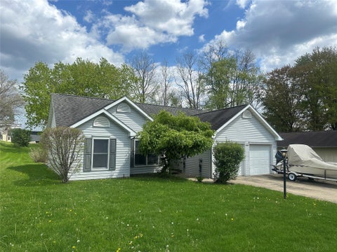 Homes For Sale - 10608 Mohawk Road<br/> Conneaut Lake, PA 16316
