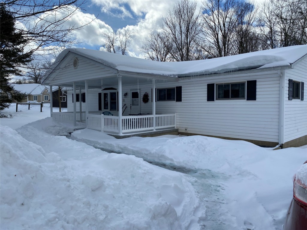 2155 Elk Creek Road, Waterford, Pennsylvania image 1