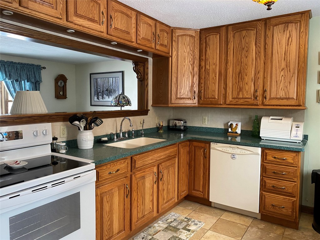 2155 Elk Creek Road, Waterford, Pennsylvania image 5