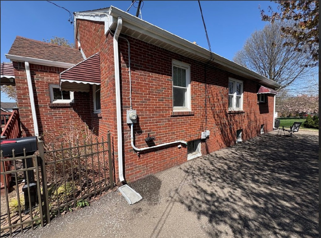 1420 Maple Leaf Drive, Erie, Pennsylvania image 5