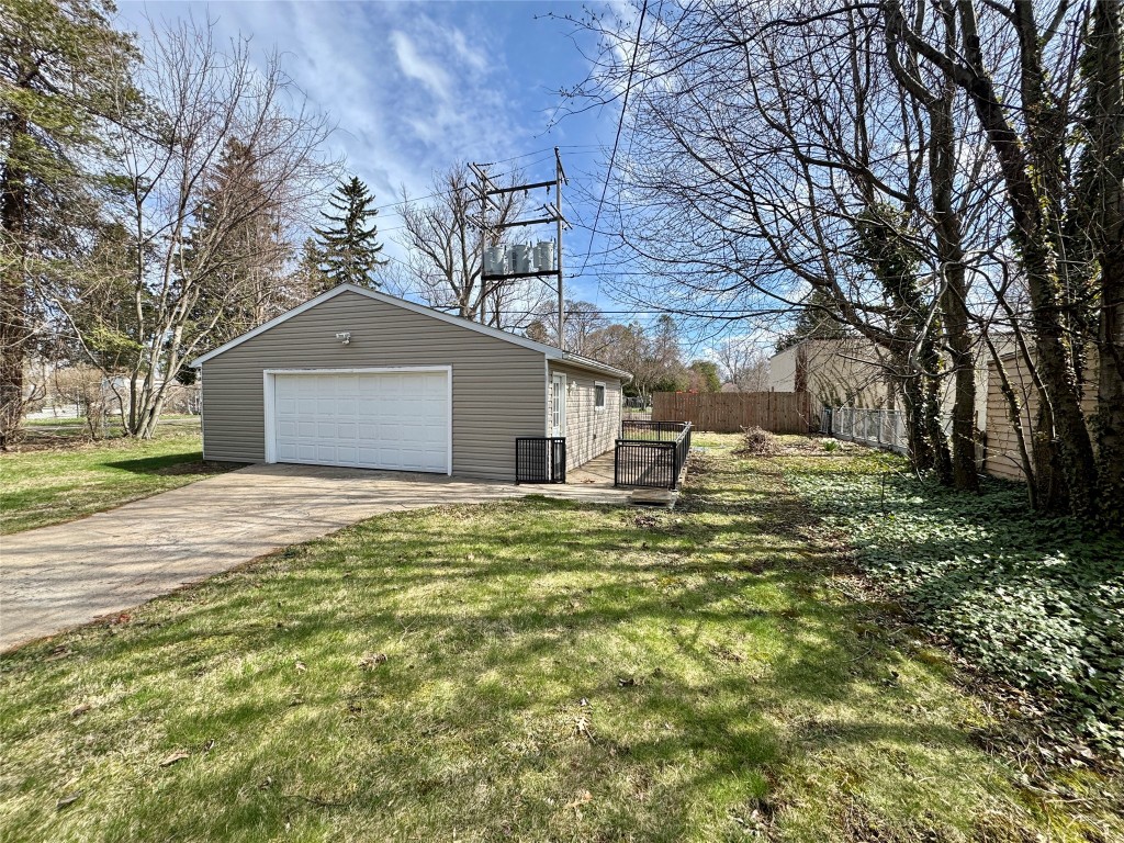 823 Wyoming Avenue, Erie, Pennsylvania image 13