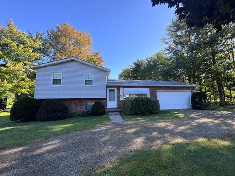 Homes For Sale - 1021 Villa Sites Avenue<br/> Erie County, Harborcreek, PA 16421