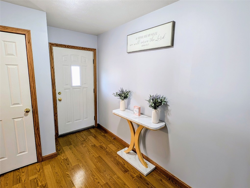 6149 Glen Eagles Drive, Erie, Pennsylvania image 3