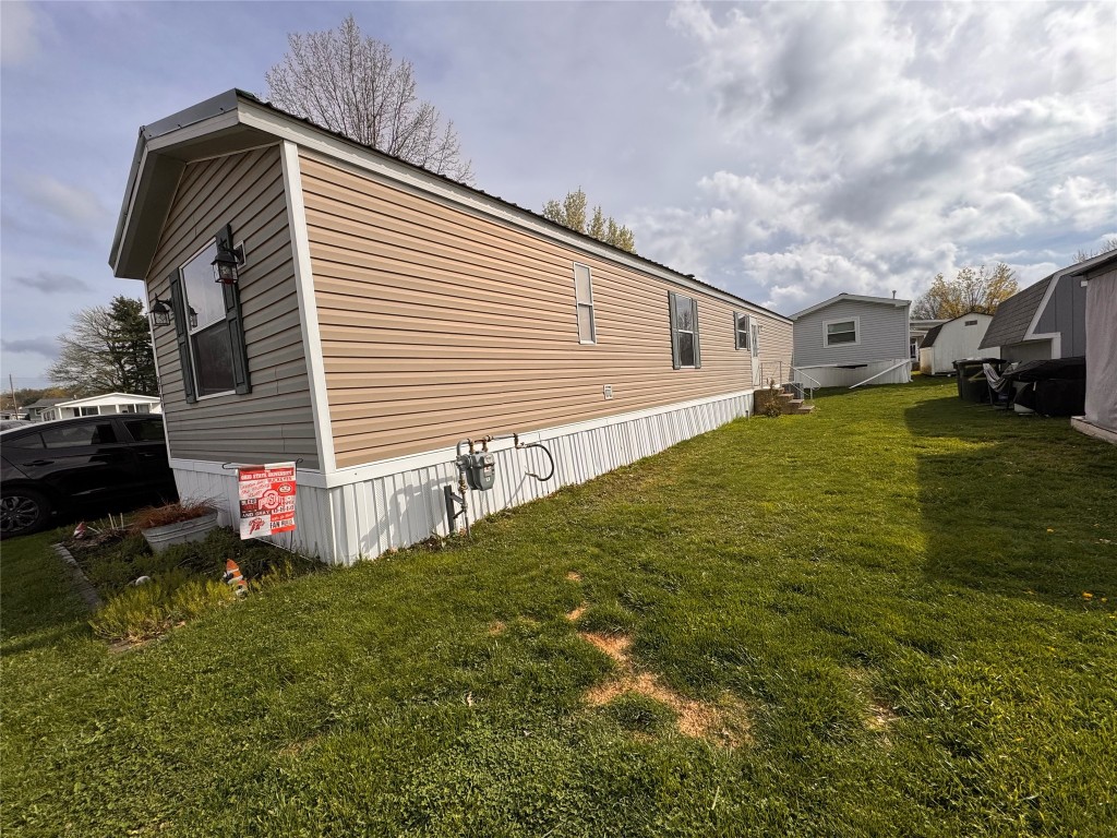 2724 Green Acre Drive, Erie, Pennsylvania image 16