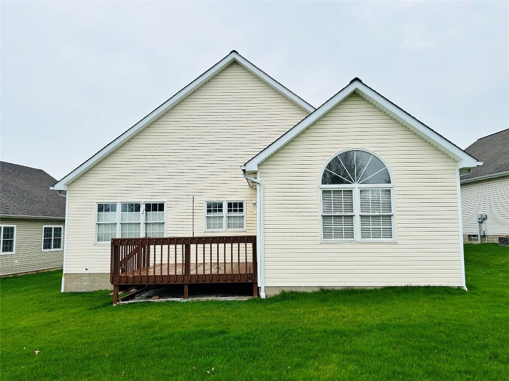 6480 Meadowland Circle, Erie, Pennsylvania image 3